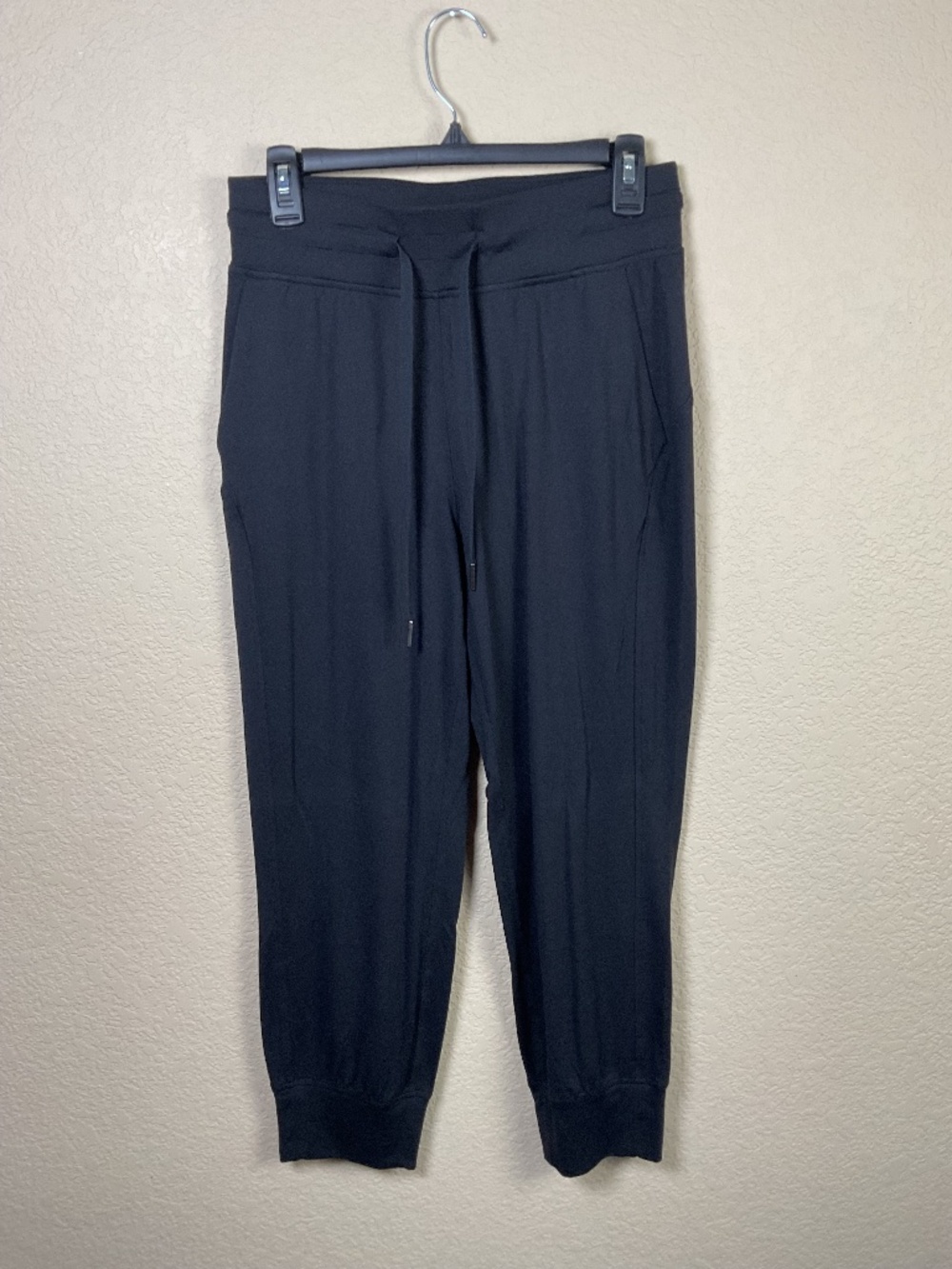 Lululemon Womens 6 Black Ready To Rule High-Rise Cropped Joggers Athletic Casual